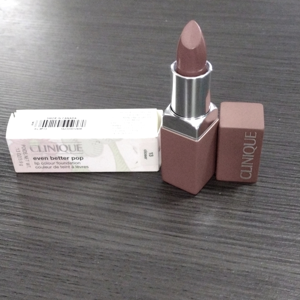 Clinique even better pop lip coulour foundation
